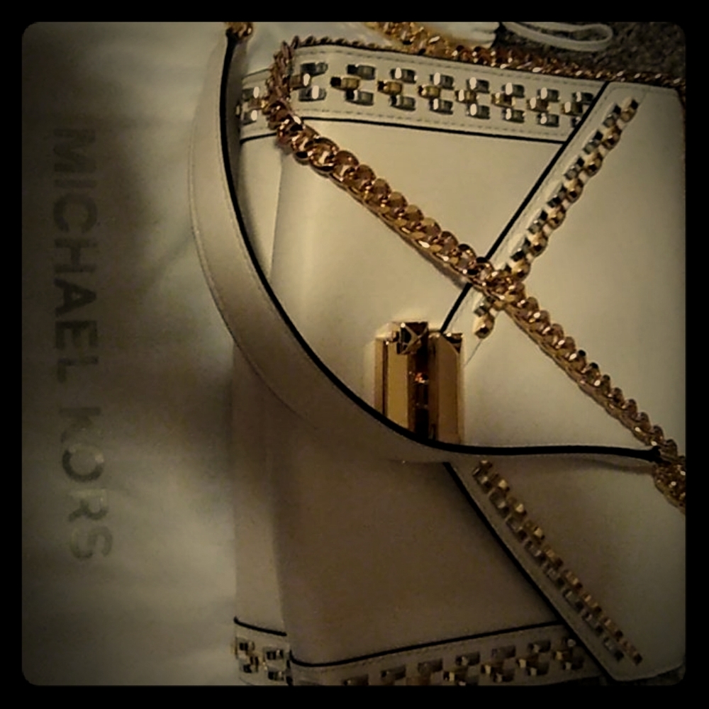 MK Purse